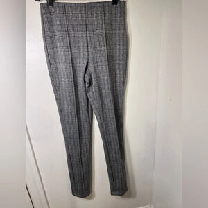 Tahari, S, plaid pull on,comfort waistband, cropped dress pant, rear logo